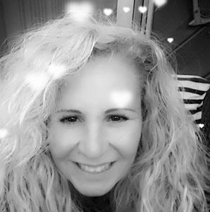 Meet your Posher, Stacy